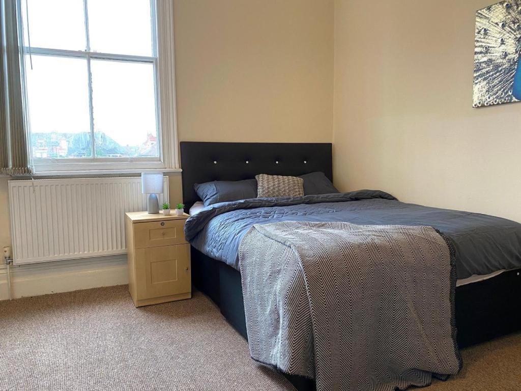 Spacious Victorian Studio Flat Apartment Doncaster Luaran gambar